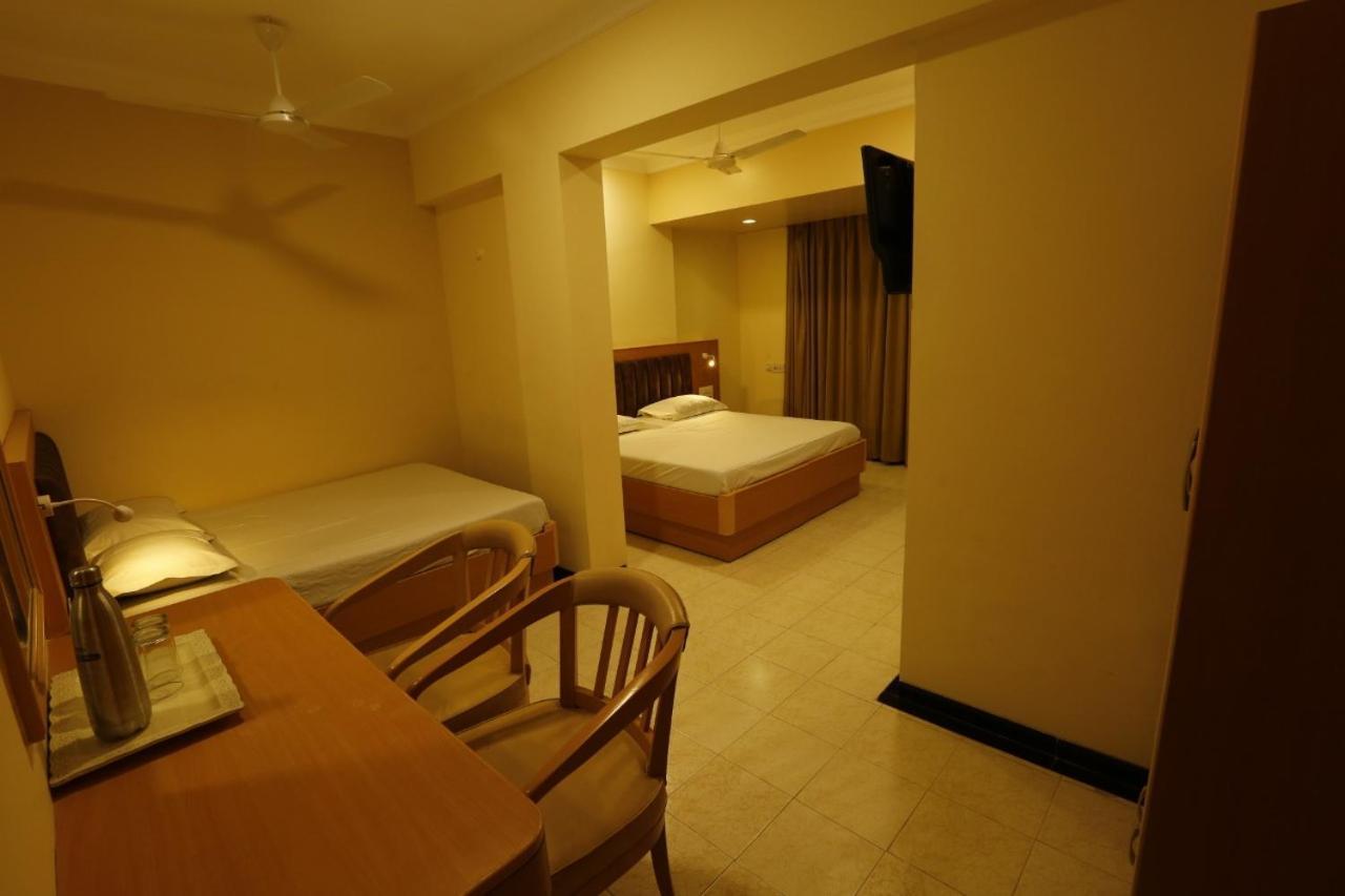 Hotel Ravikiran Alibaug Alībāg Exterior foto