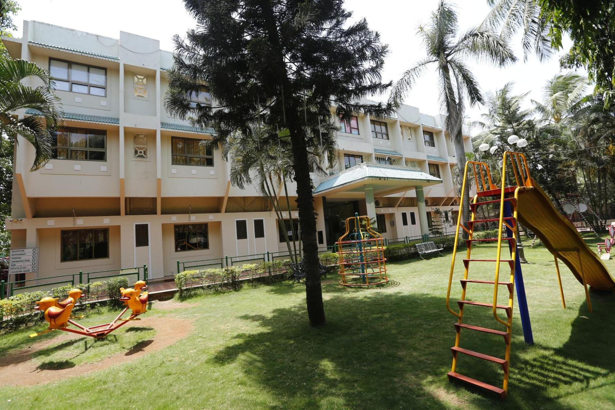 Hotel Ravikiran Alibaug Alībāg Exterior foto