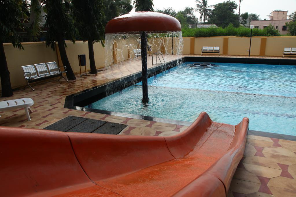 Hotel Ravikiran Alibaug Alībāg Exterior foto